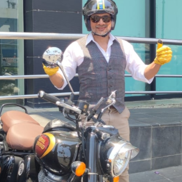 Manuel R Olivera Gómez