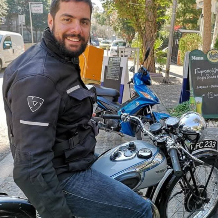 Αλέξανδρος Πάντος