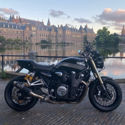 yamaha xjr 1300 custom